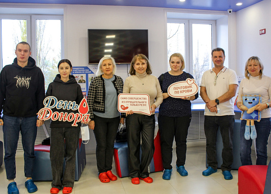 сотрудники почты россии начали утро понедельника с доброго поступка.